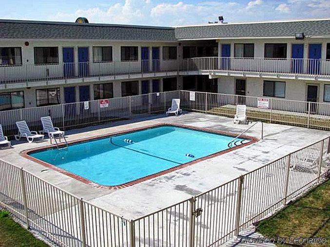 Motel 6 Kansas City, Mo - Airport Exterior foto